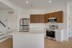 4200 – 02 Lancaster Ave