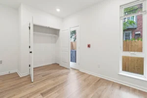 5225 Walnut Street