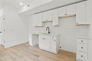 5225 Walnut Street